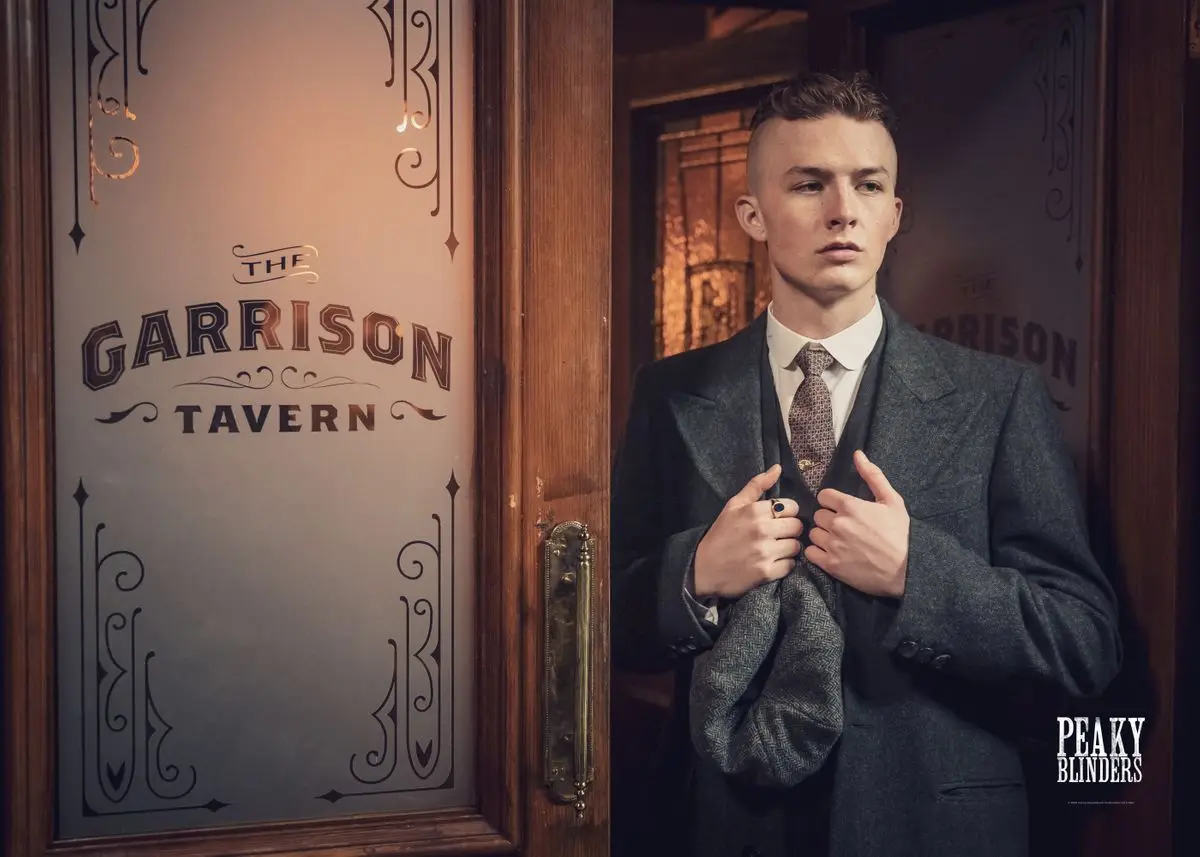 Peaky Blinders Garrison Pub Poster – Michael Gray Outside The Garrison Tavern